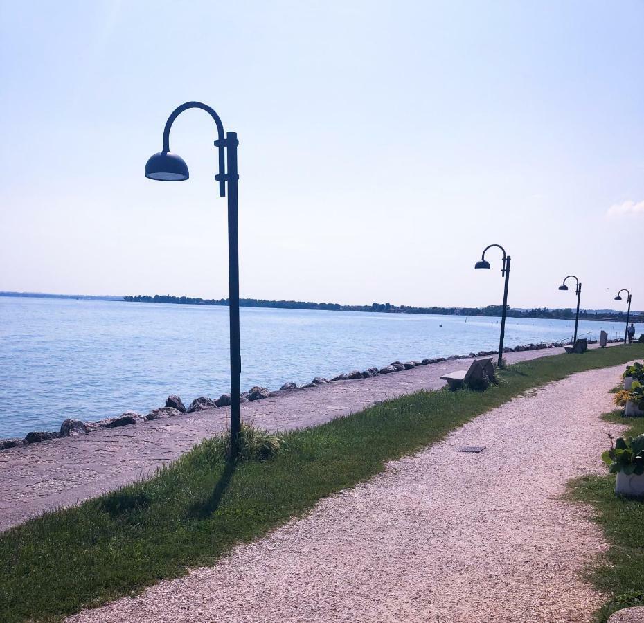 Paradise Luxury apartments Sirmione Extérieur photo