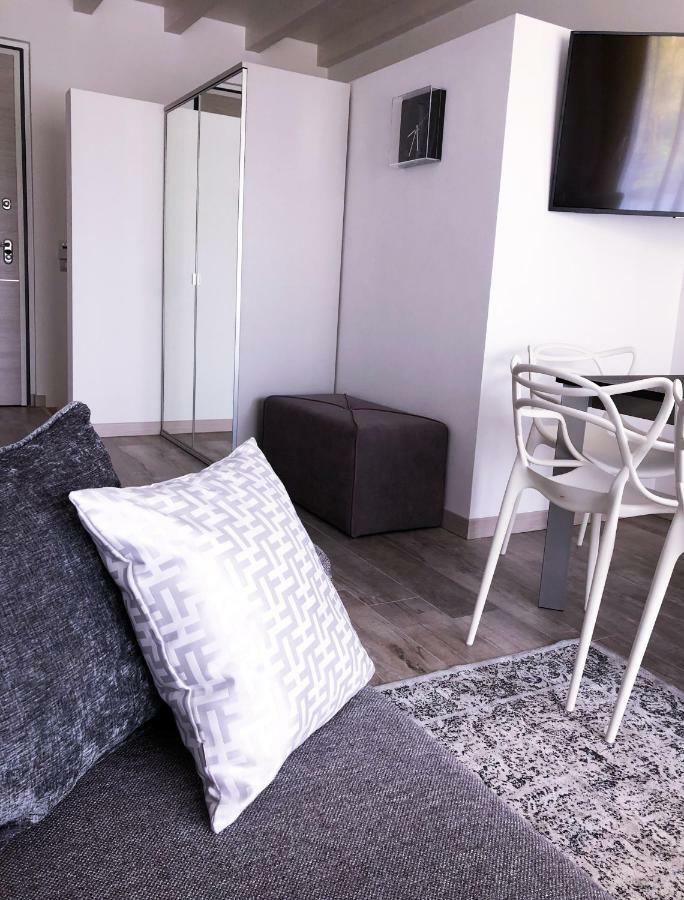 Paradise Luxury apartments Sirmione Extérieur photo