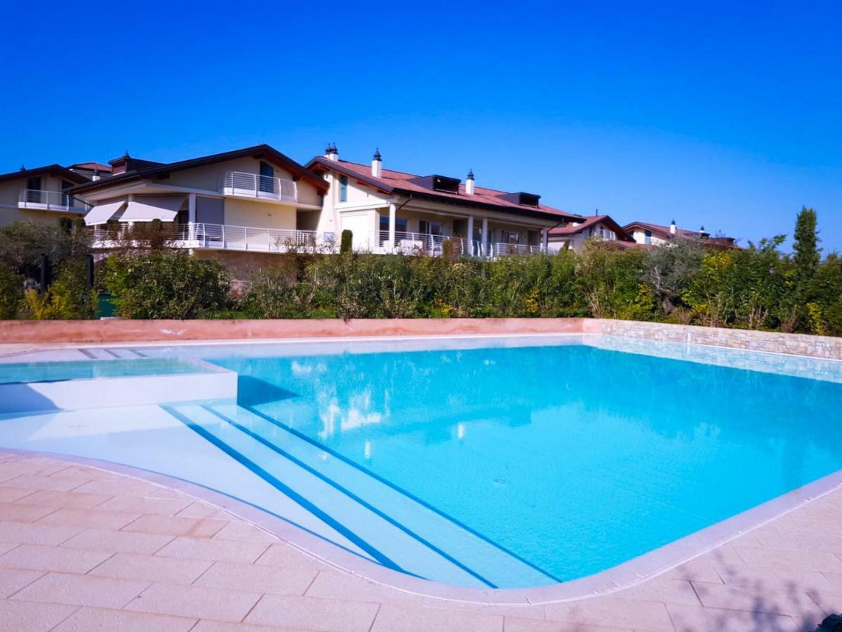 Paradise Luxury apartments Sirmione Extérieur photo